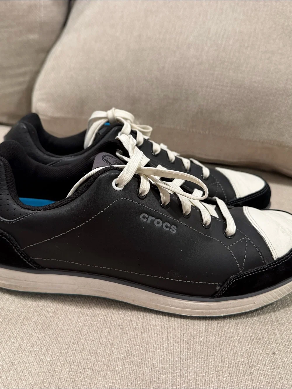 CROCS Men’s Black and White Low-Top Lace-Up Sneakers